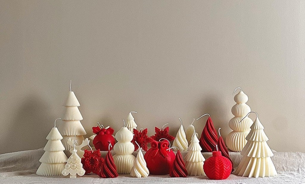 Small Christmas Collection Set in White & Red